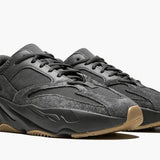 Adidas Yeezy Boost 700 V2 "Utility Black" FV5304