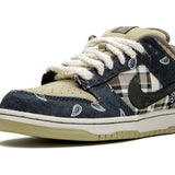 SB Dunk Low "Travis Scott"